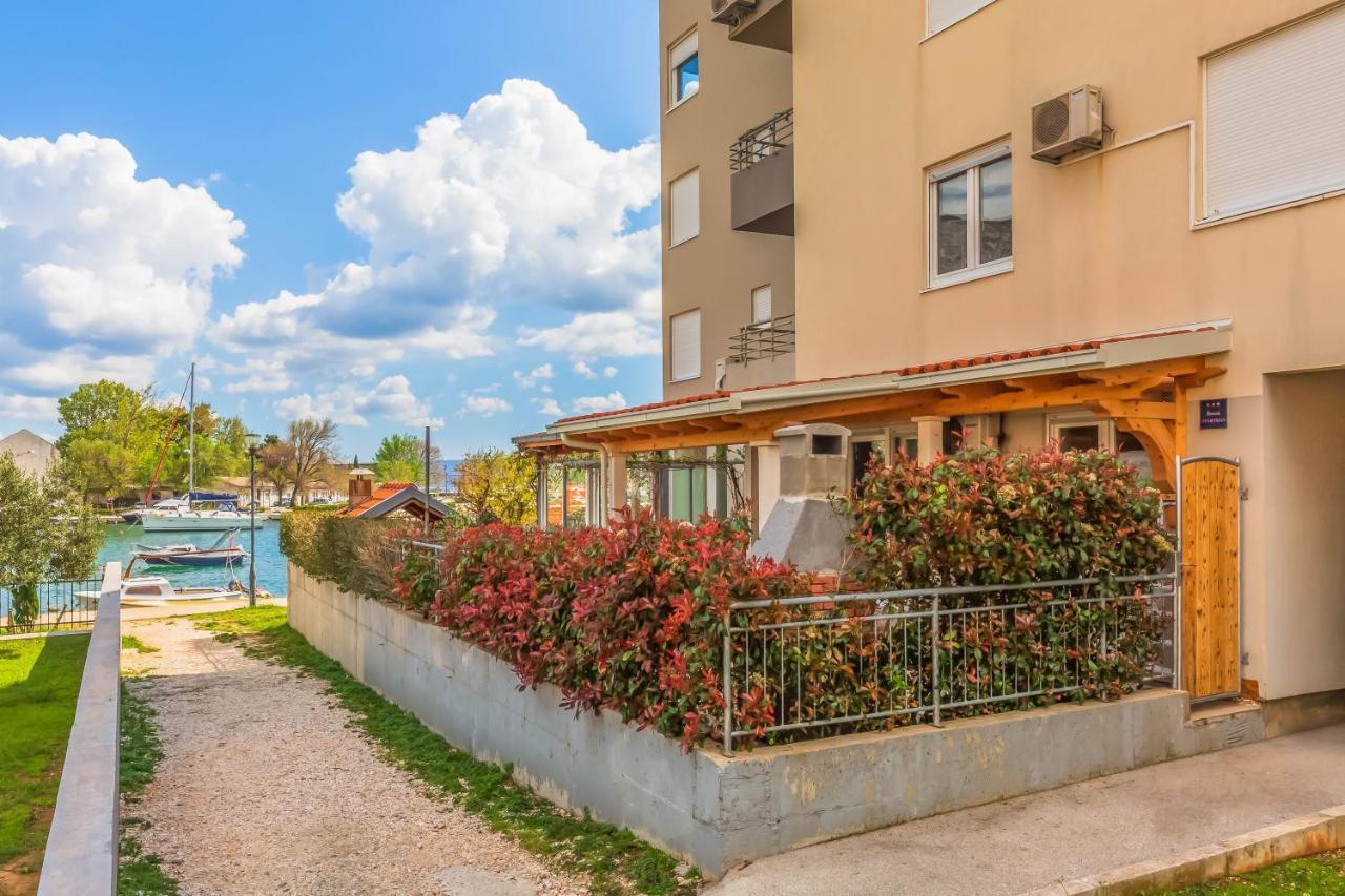 Downtown Deluxe Apartamento Omiš Exterior foto