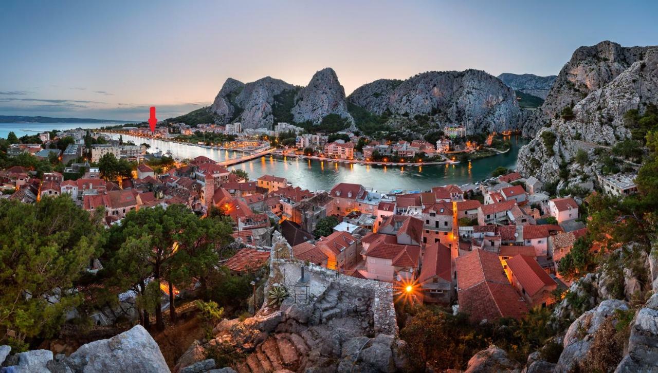 Downtown Deluxe Apartamento Omiš Exterior foto